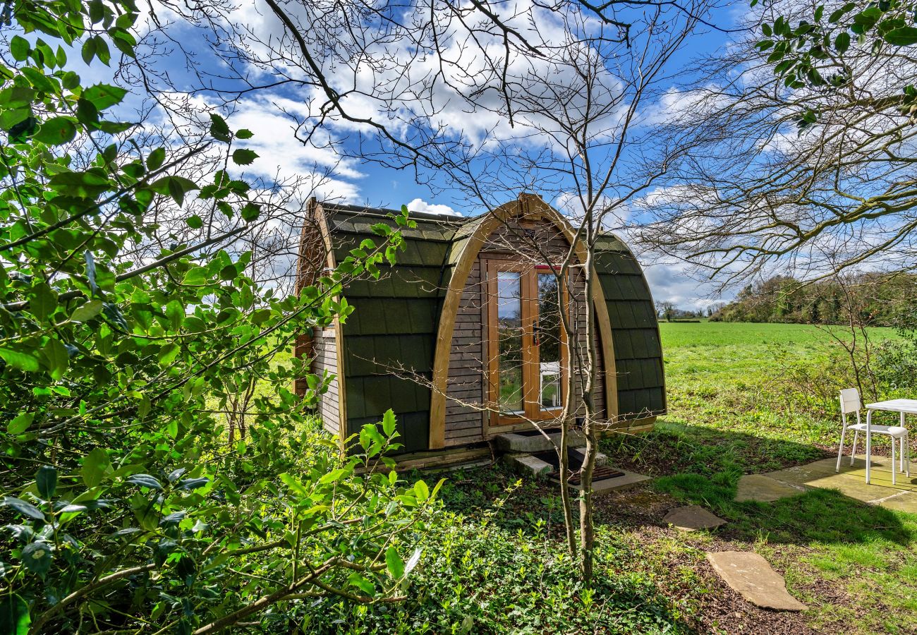 Farm stay in Camerton - The Pods