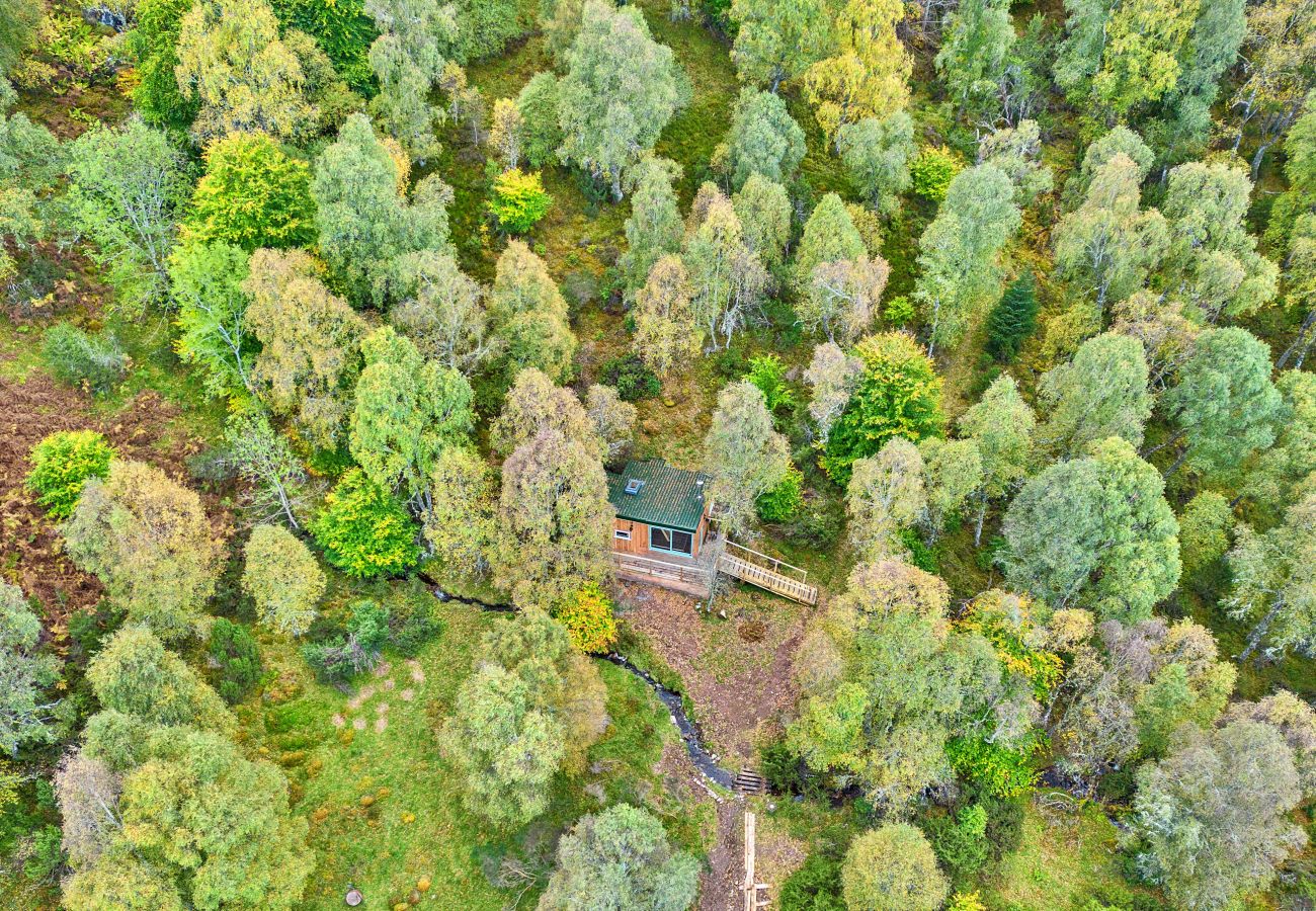 Chalet in Kiltarlity - Cosagach Falls Cabin