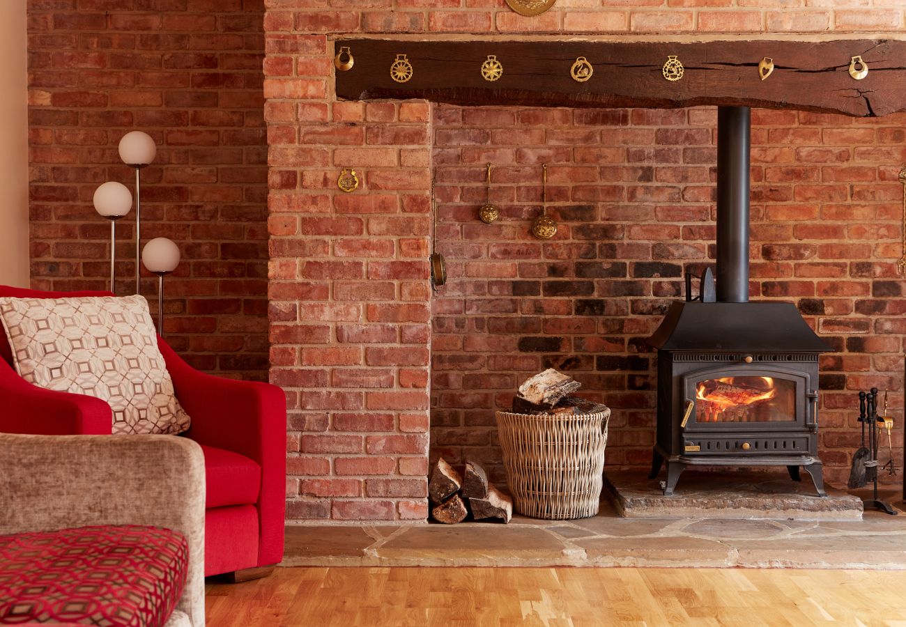 House in Ashbourne - Nether Burrows Farm