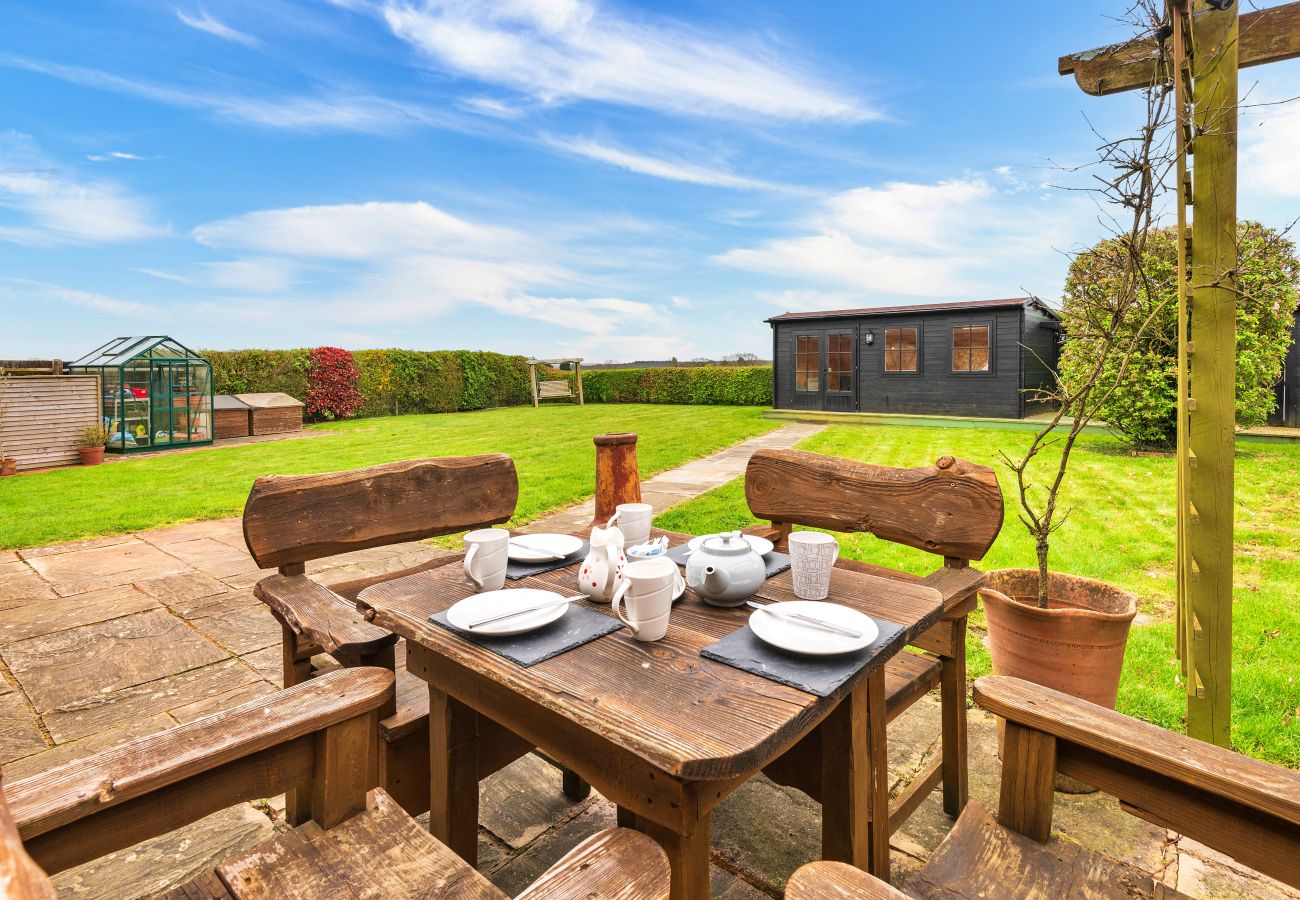 Cottage in Faversham - Flint Barn