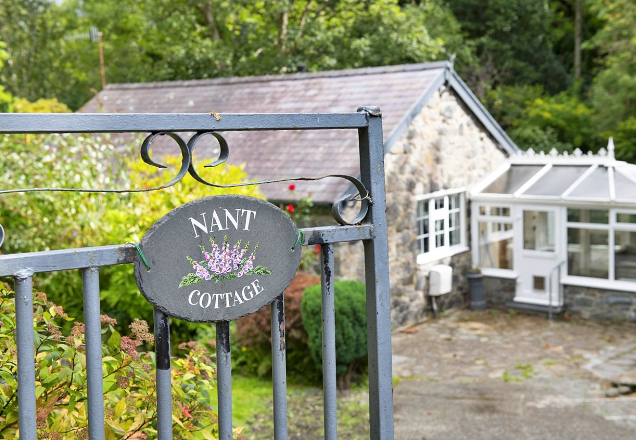 Bungalow in Rowen - Nant Cottage