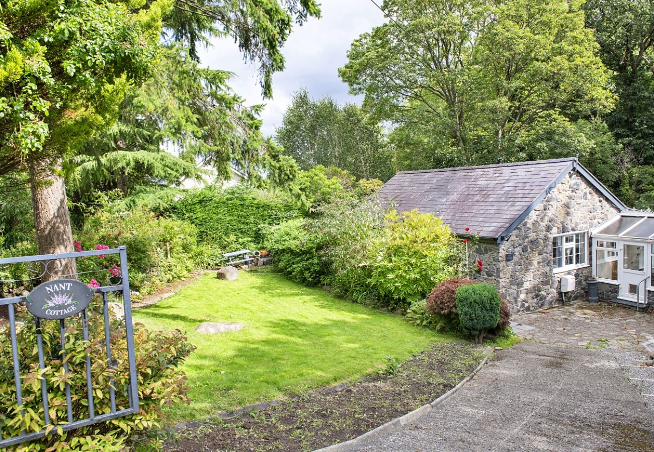 Bungalow in Rowen - Nant Cottage