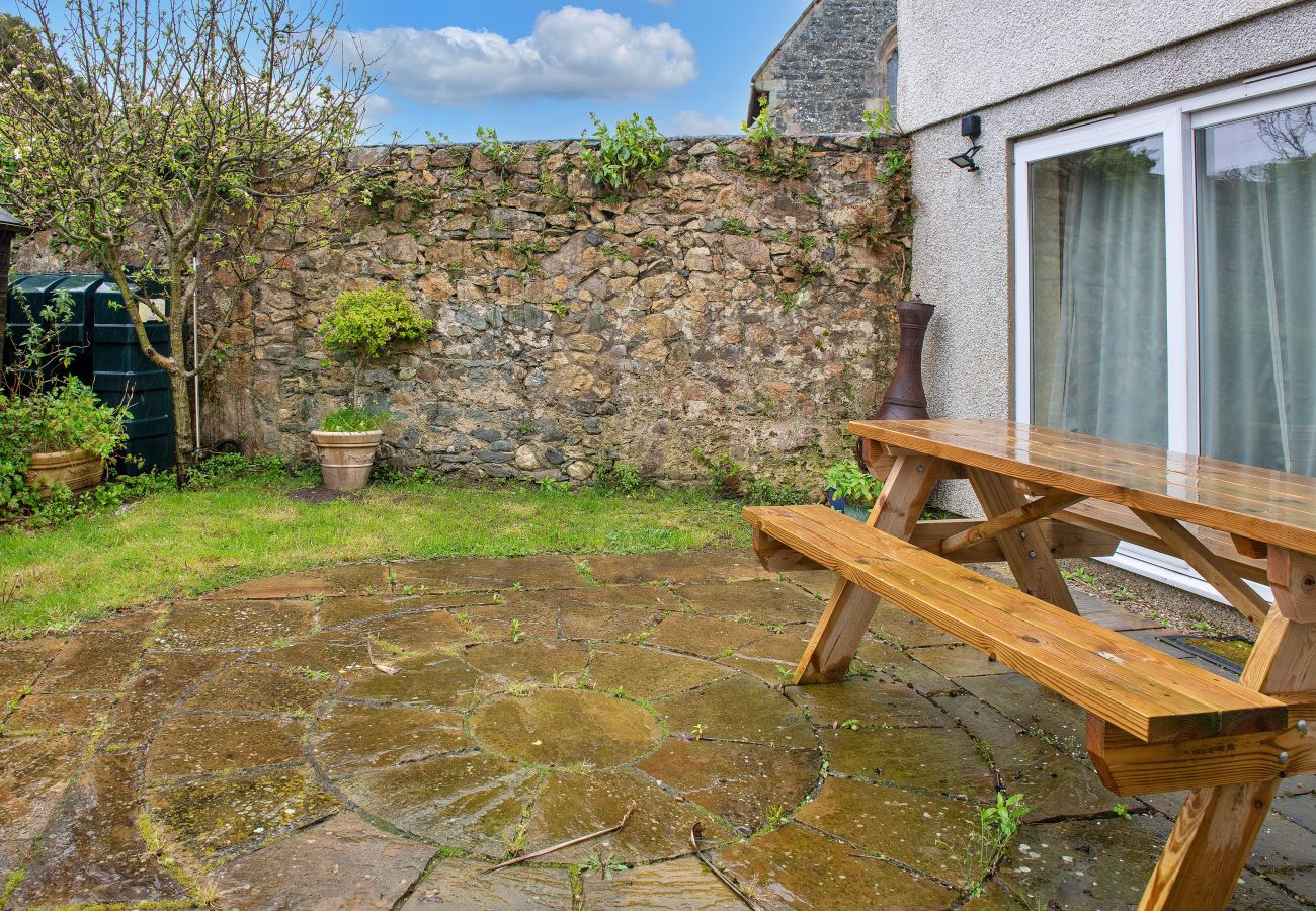 House in Tudweiliog - Glyndwr