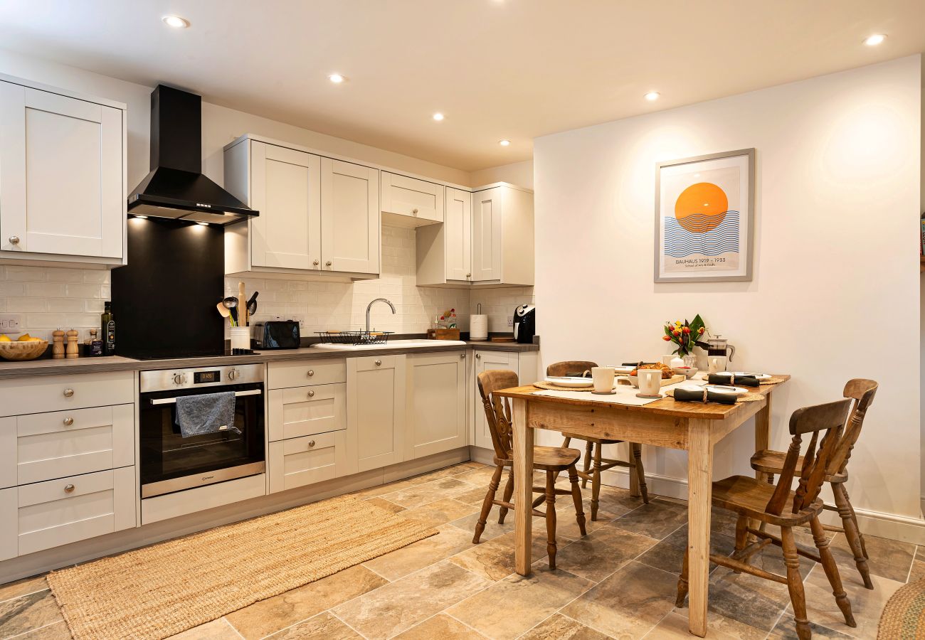 House in Kendal - Courtyard Cottage