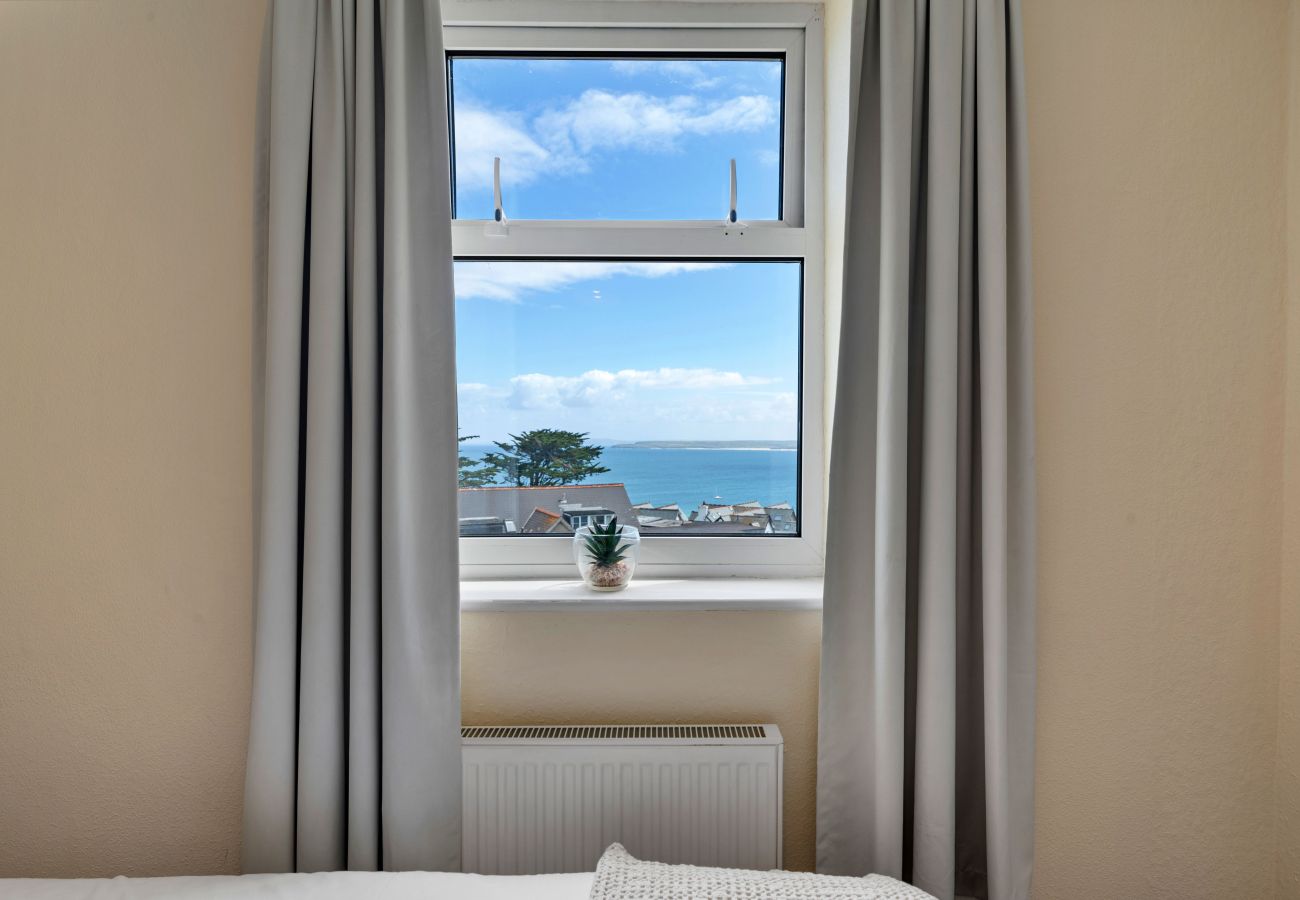 Apartment in St Ives - No. 10 Porthmeor